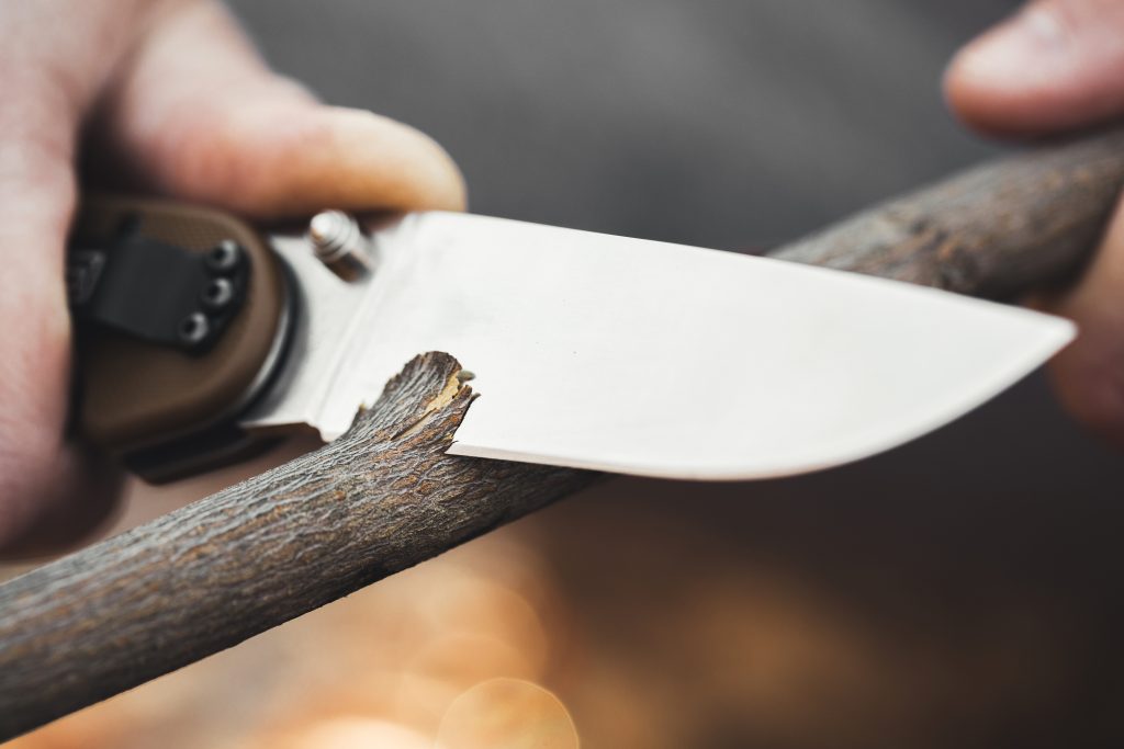 What is the Best Steel for a Survival Knife? Safety Hunters