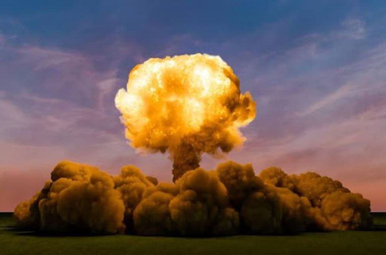 3D-Rendering-of-an-Atomic-Bomb-Explosion