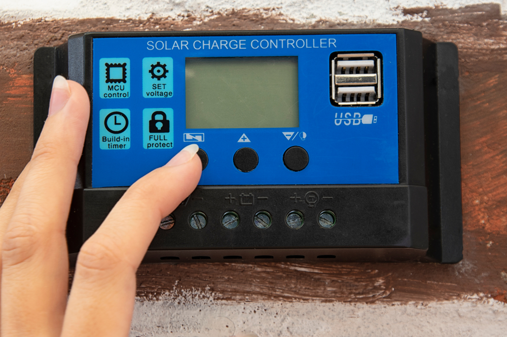 Hands on Solar Charge Controller